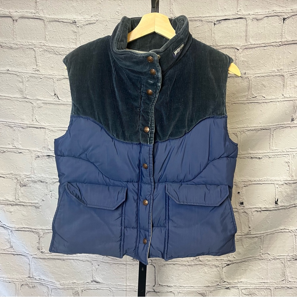 Vintage JanSport Blue Puffer Vest with Quilted Design